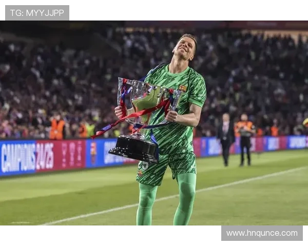 特巴斯警告巴萨:必须遵守 1-1 规则才能注册霍安 - 加西亚和尼科(3)